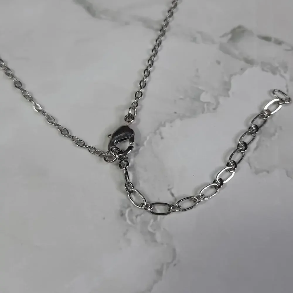 Unknown delicate silver